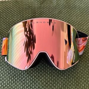 Blenders Snow Goggles